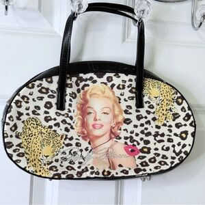 Vintage Marilyn Monroe Oval Cheetah Leopard Print Purse Beige Black Full Zip Top